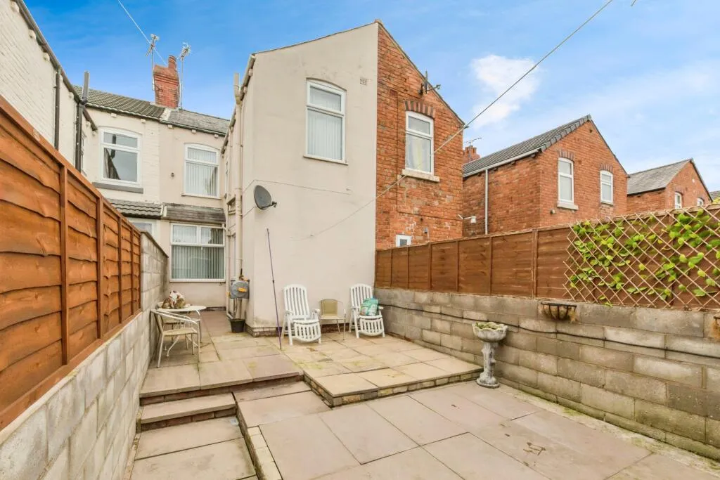 3 bed Terraced