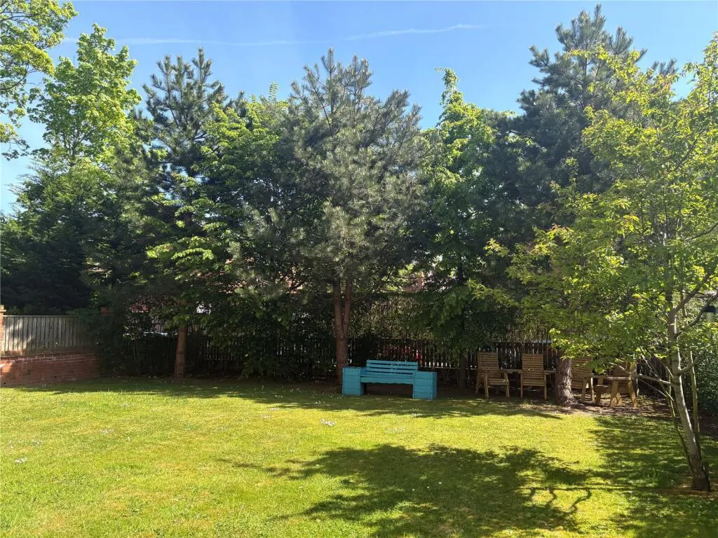 2 bed Apartment