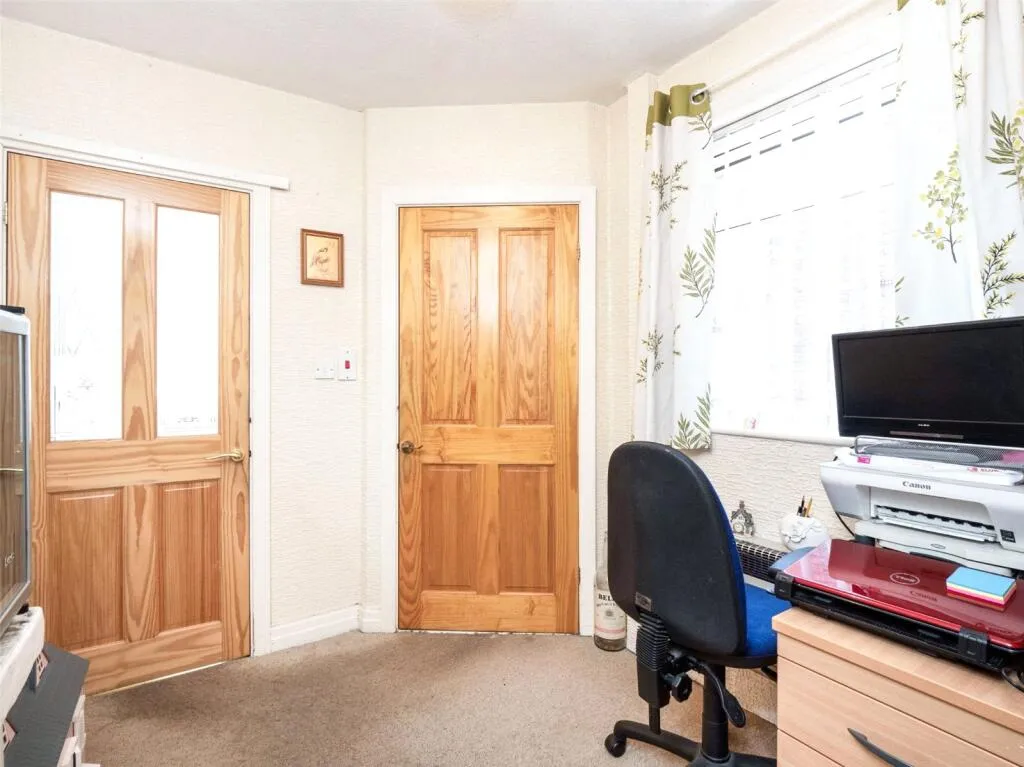 3 bed Semi-Detached