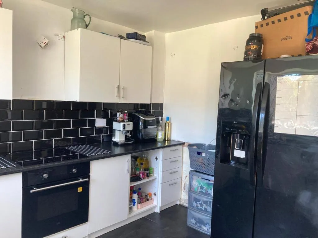 4 bed Terraced