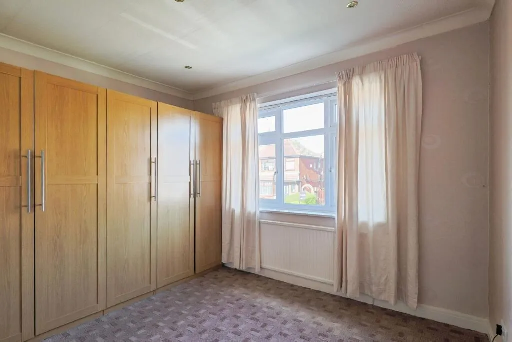 3 bed Semi-Detached