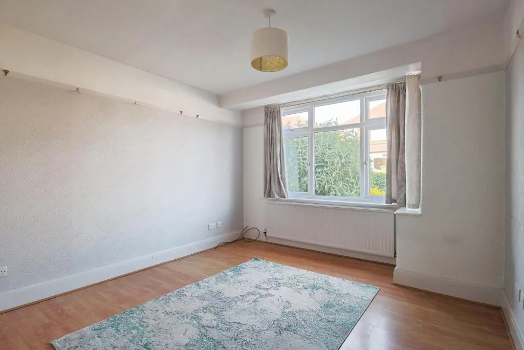 3 bed Semi-Detached