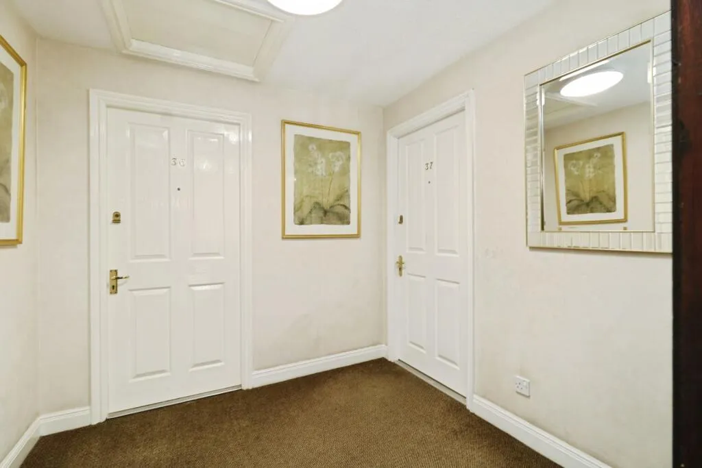 2 bed Block of Apartments