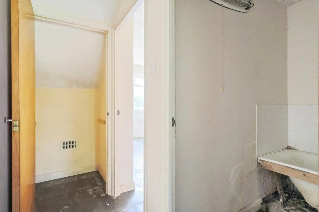 1 bed Ground Flat