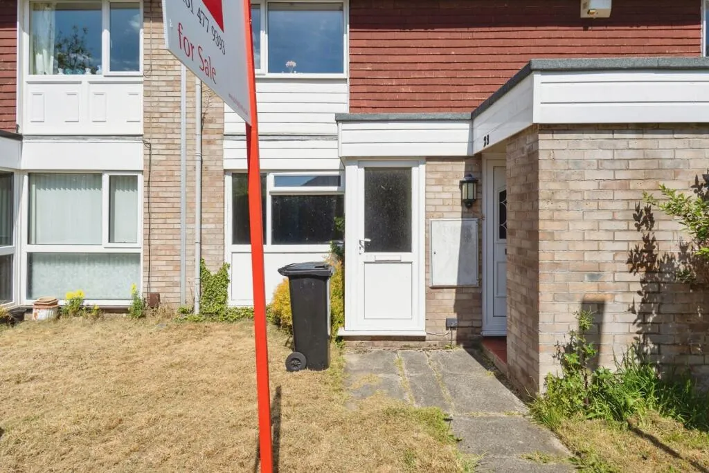 1 bed Ground Flat