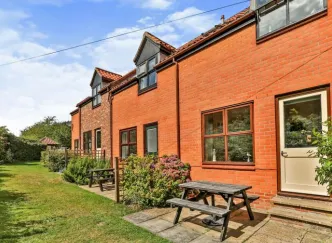 2 bed Semi-Detached