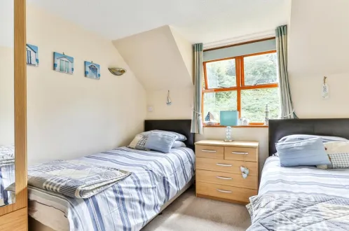 2 bed Semi-Detached