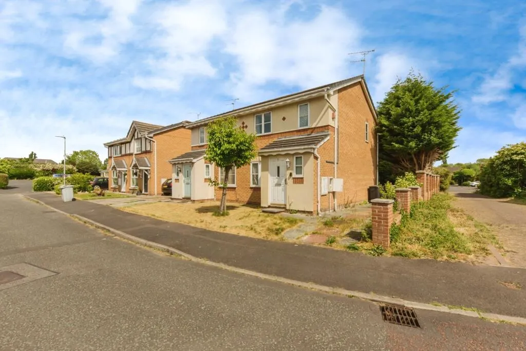 3 bed Semi-Detached