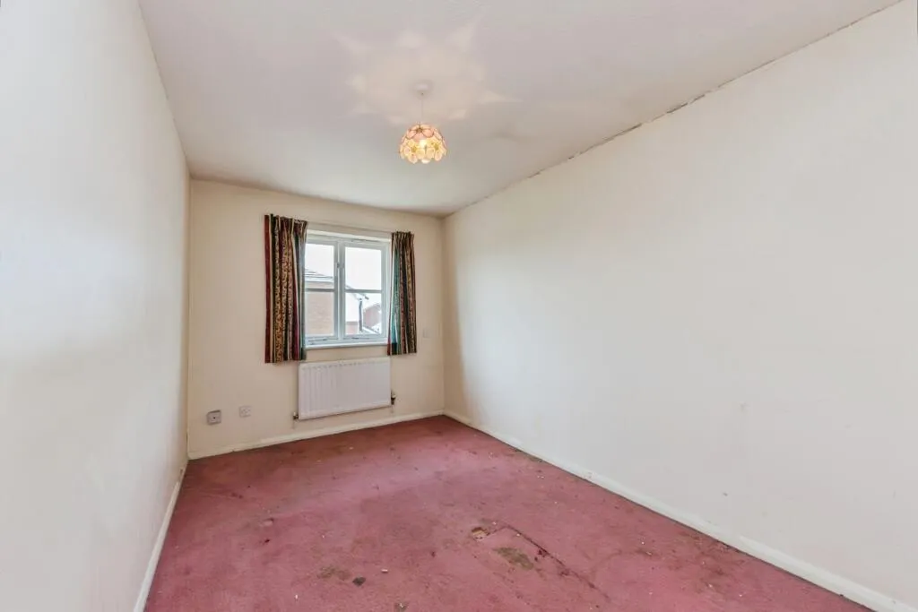 3 bed Semi-Detached