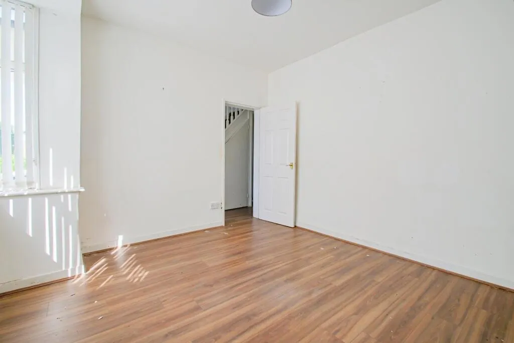 3 bed Semi-Detached
