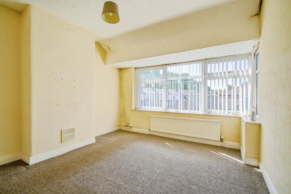 3 bed Semi-Detached