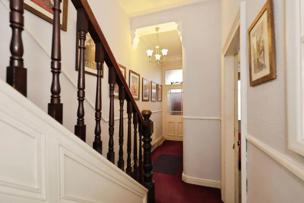 3 bed Terraced