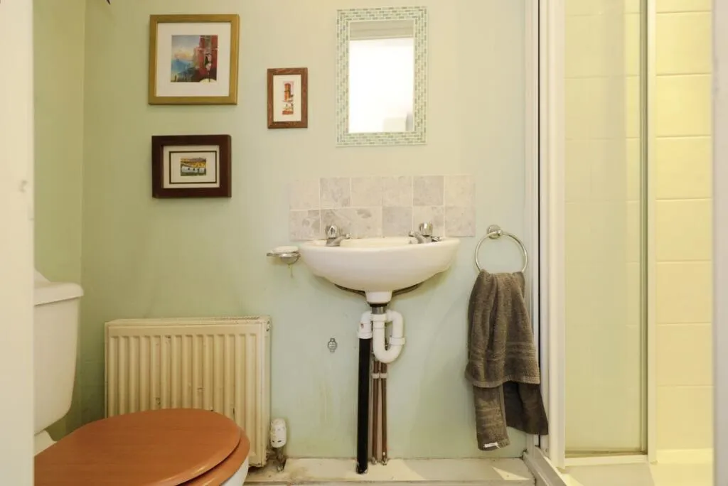 3 bed Terraced