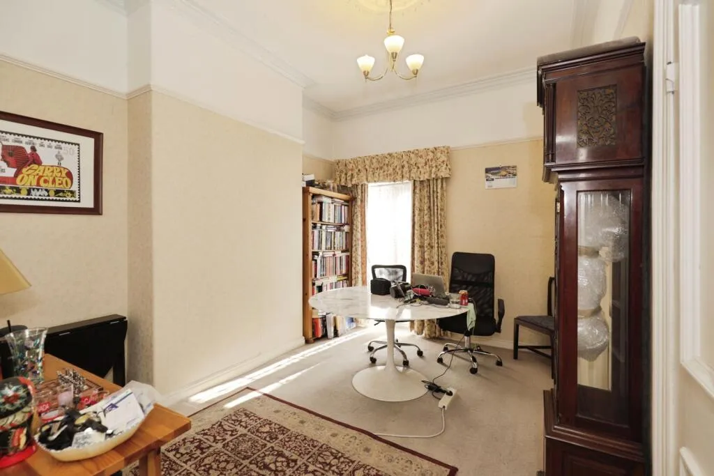 3 bed Terraced