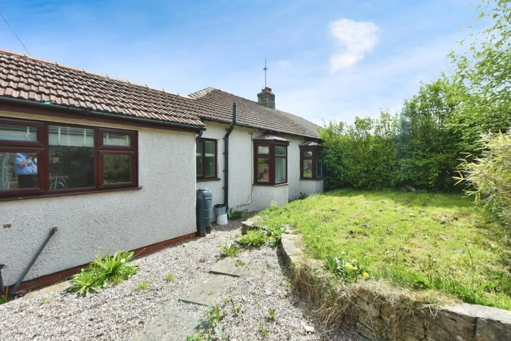 3 bed Semi-Detached Bungalow