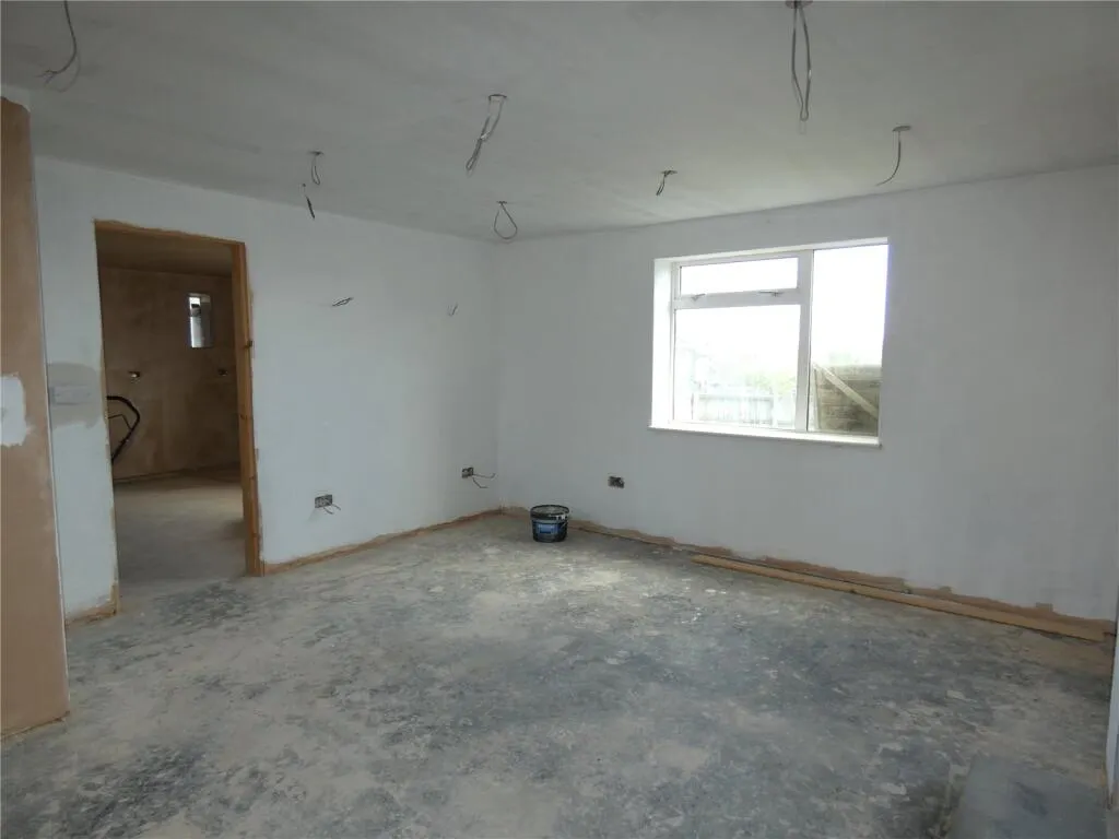3 bed Semi-Detached