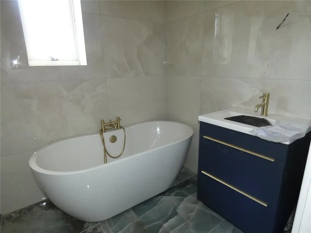 3 bed Semi-Detached