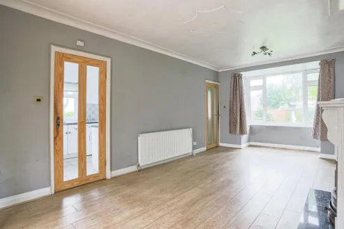 3 bed Semi-Detached