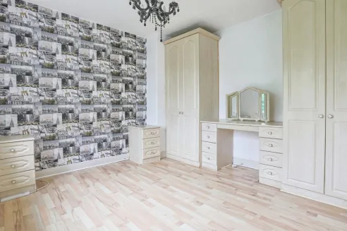 3 bed Semi-Detached