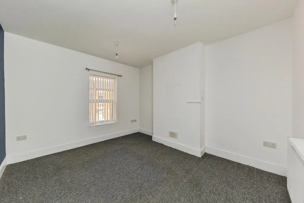 2 bed Terraced