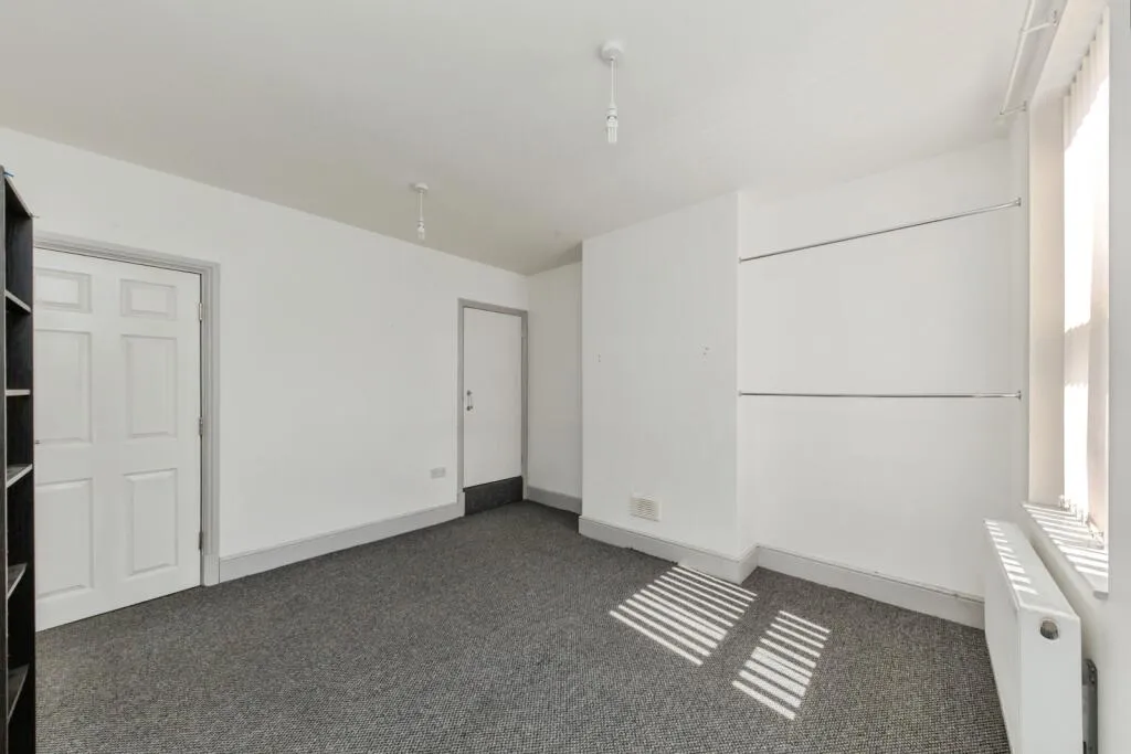 2 bed Terraced