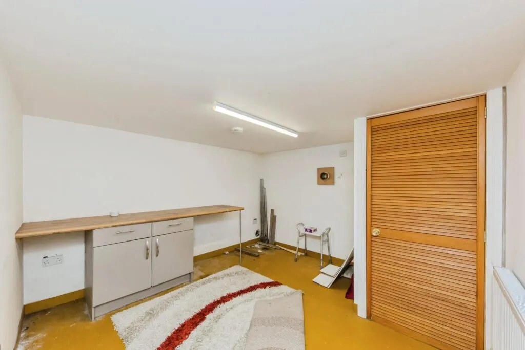 2 bed Terraced