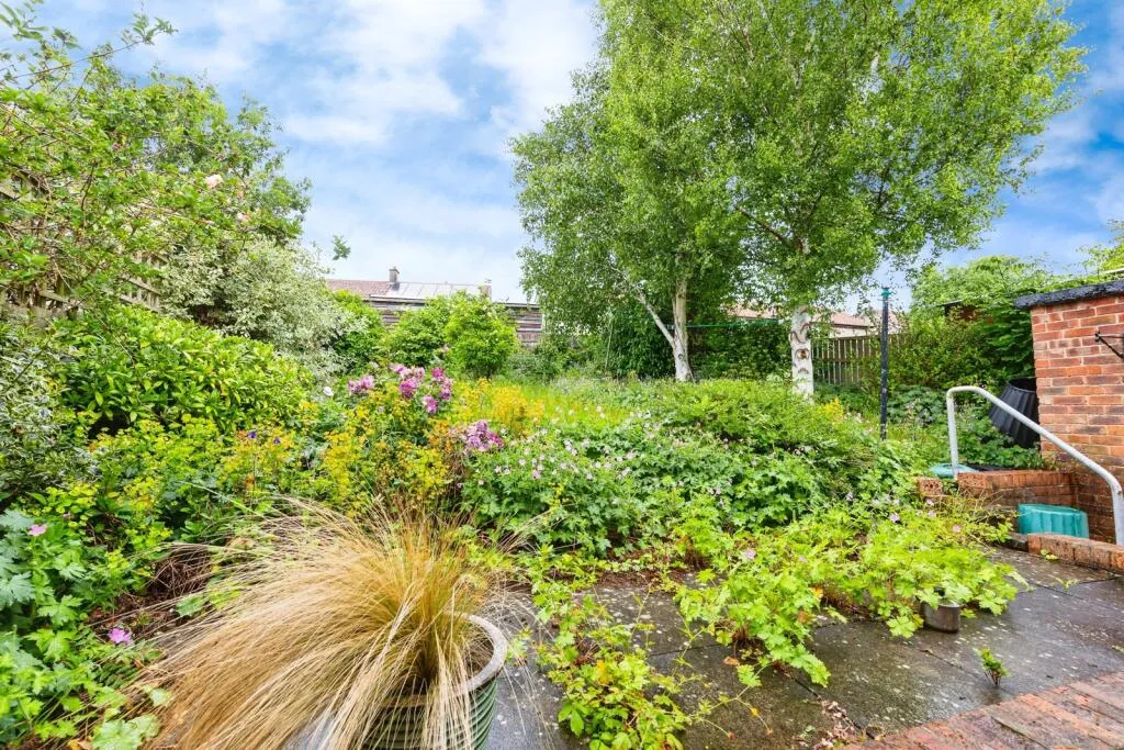 3 bed Semi-Detached