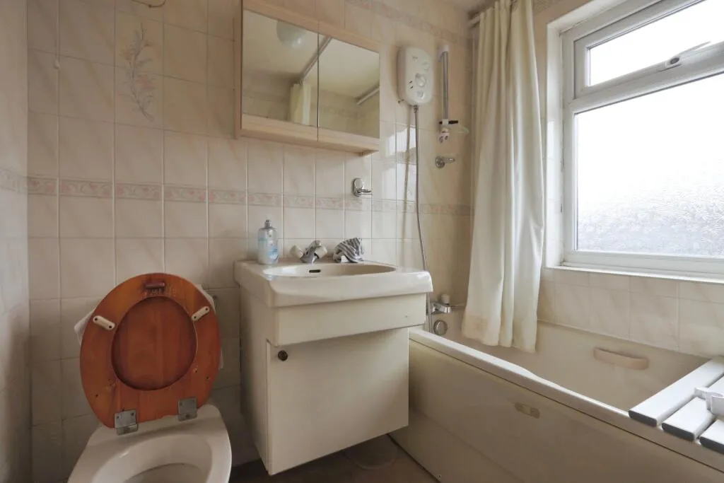 3 bed Semi-Detached