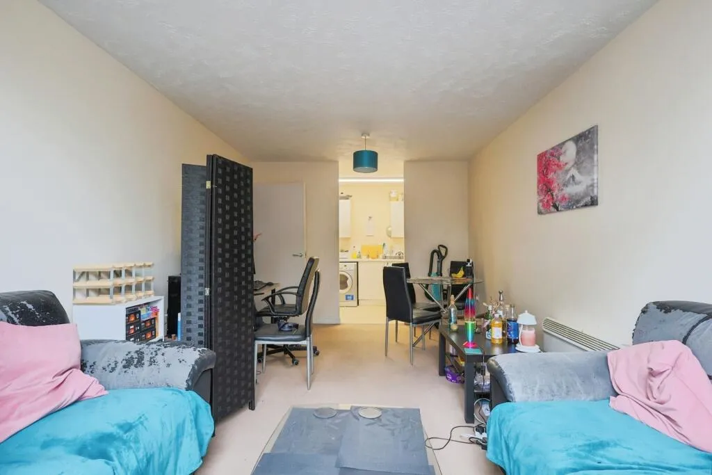1 bed Apartment