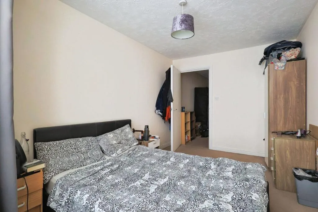 1 bed Apartment