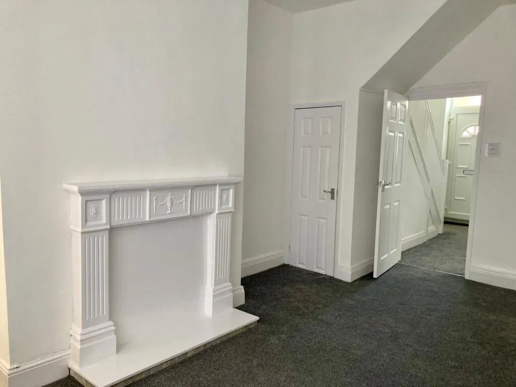 2 bed End of Terrace