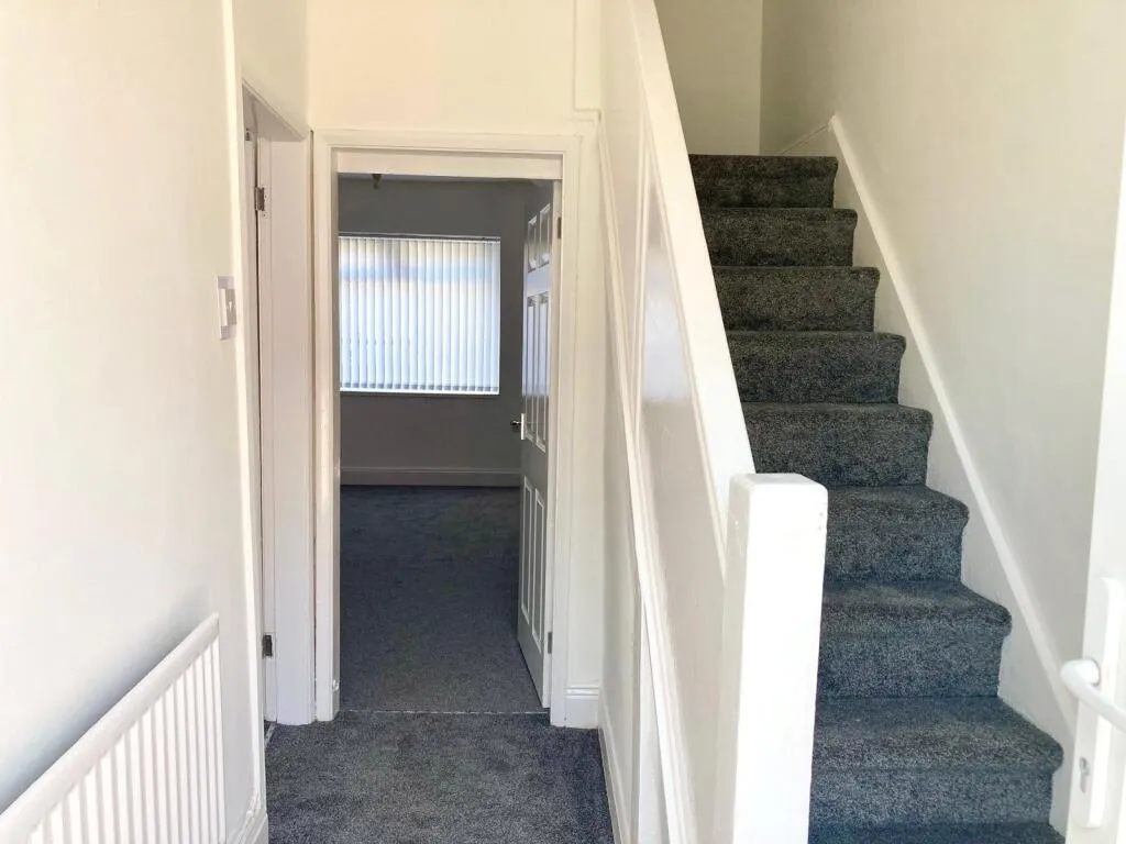 2 bed End of Terrace