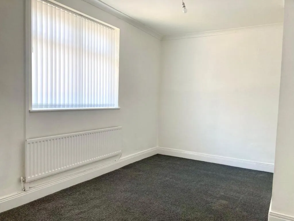 2 bed End of Terrace