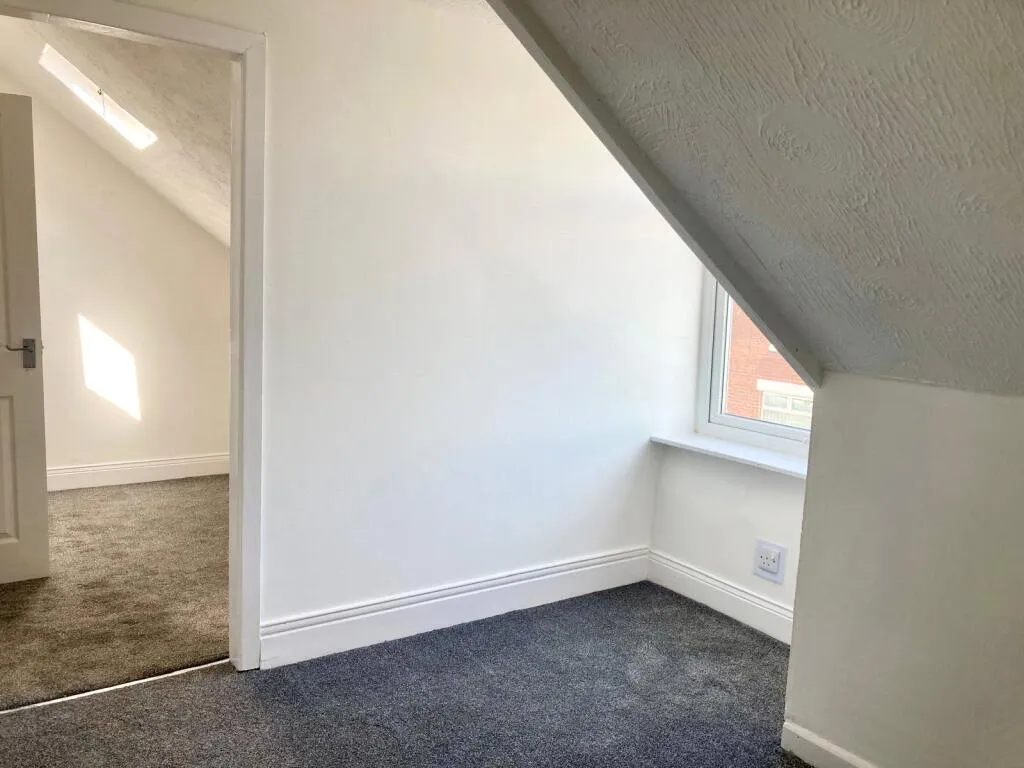 2 bed End of Terrace