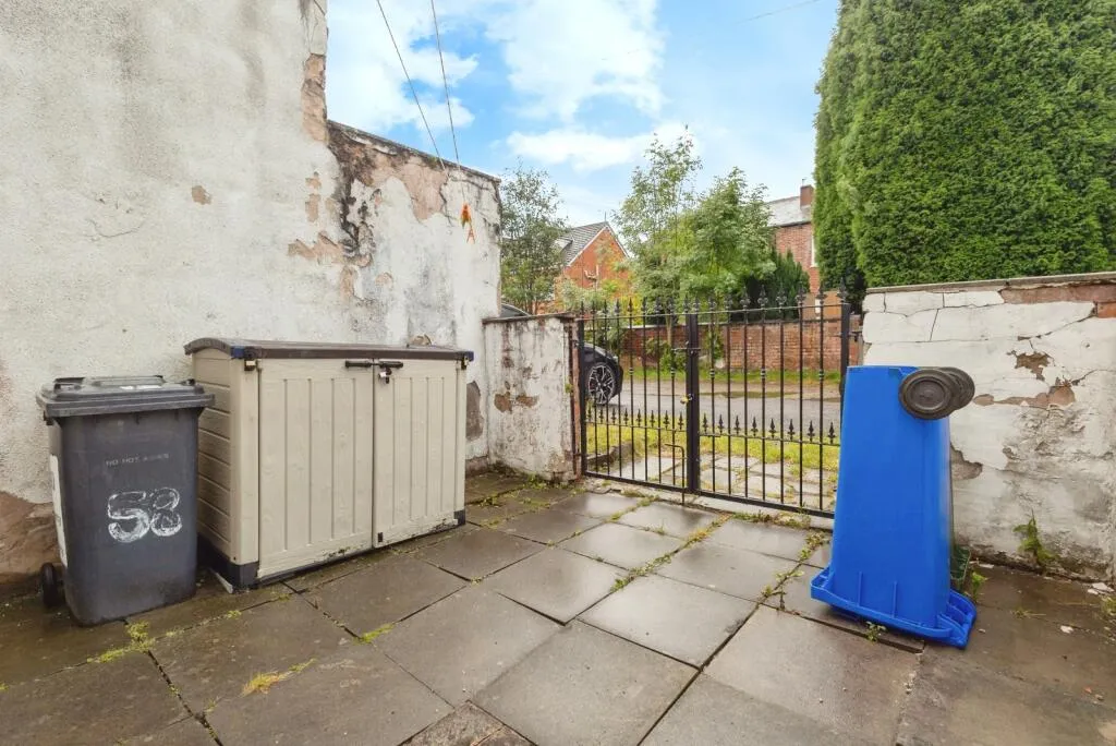 2 bed Terraced