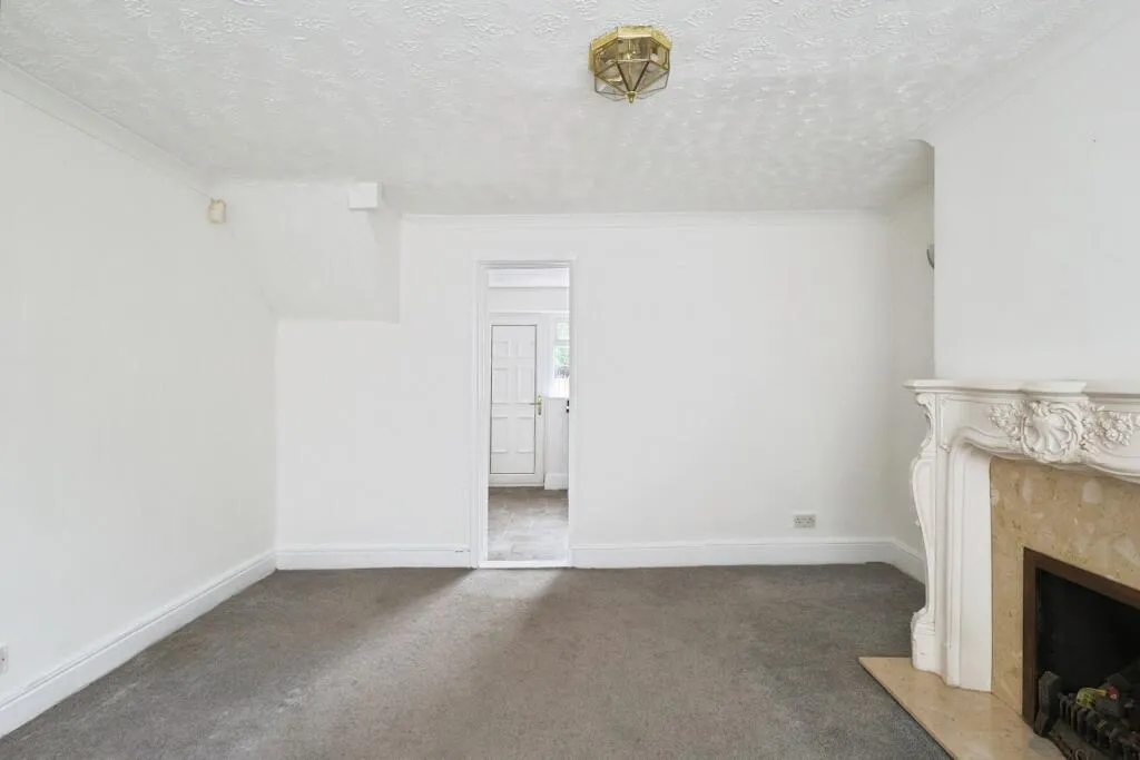 2 bed Terraced