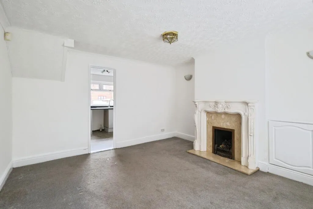 2 bed Terraced