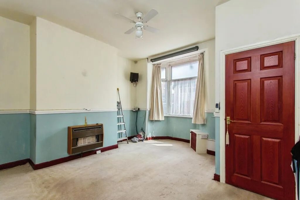 2 bed Terraced