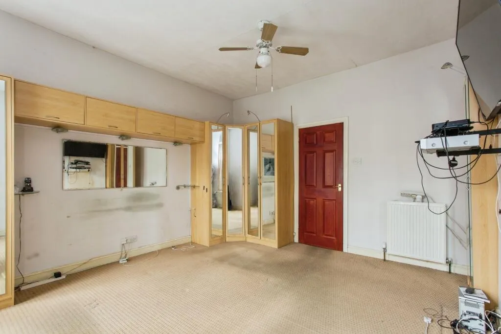 2 bed Terraced