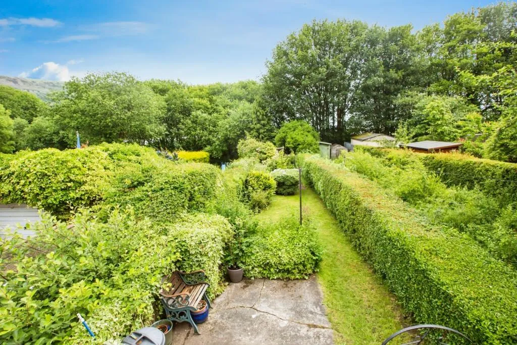 2 bed Terraced