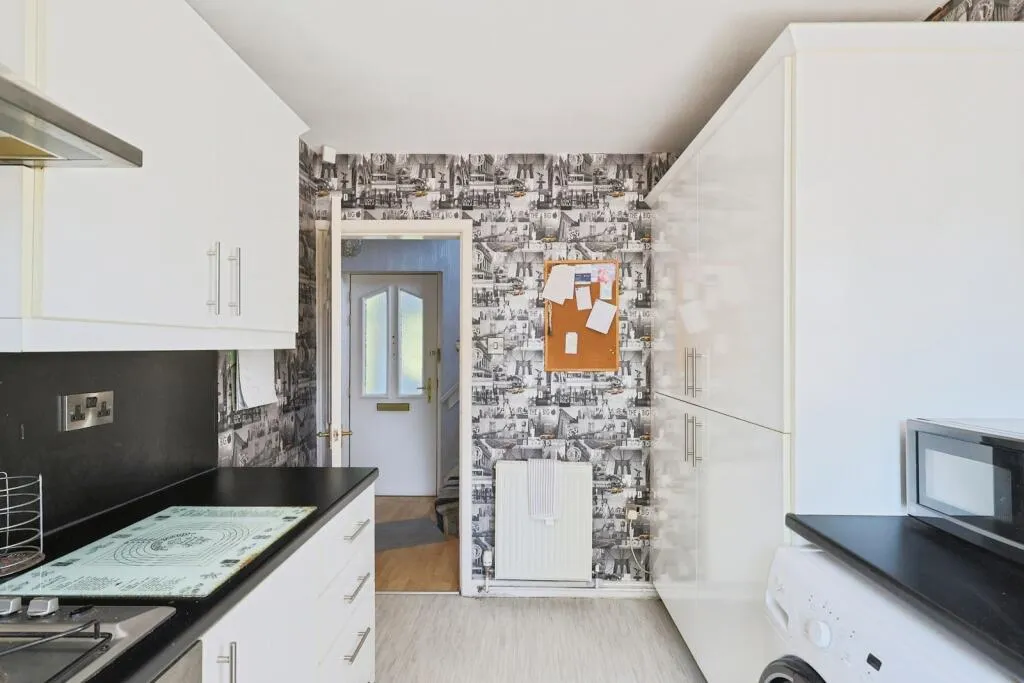 3 bed Semi-Detached