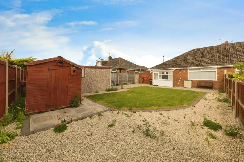 2 bed Semi-Detached Bungalow