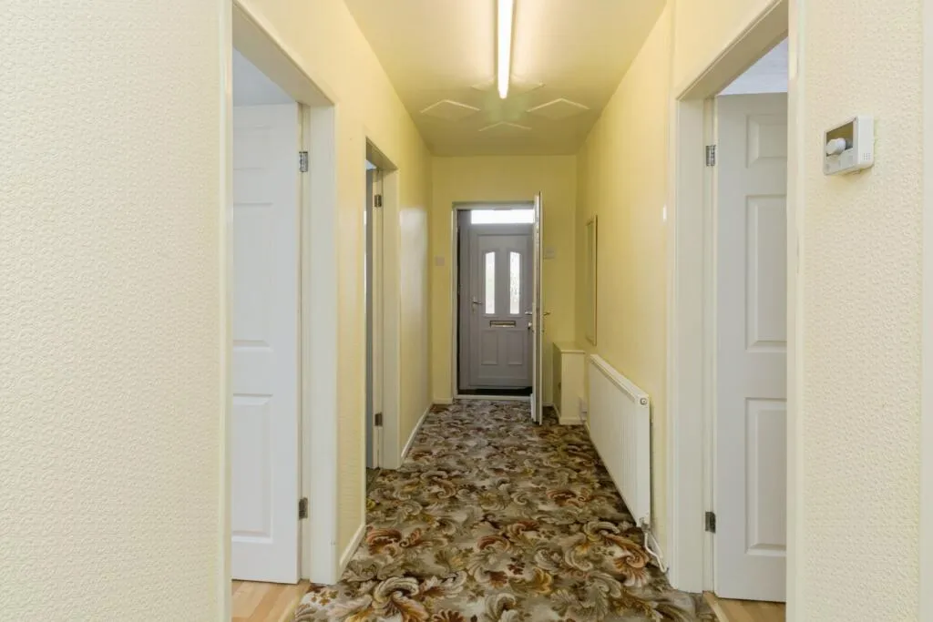 2 bed Semi-Detached Bungalow