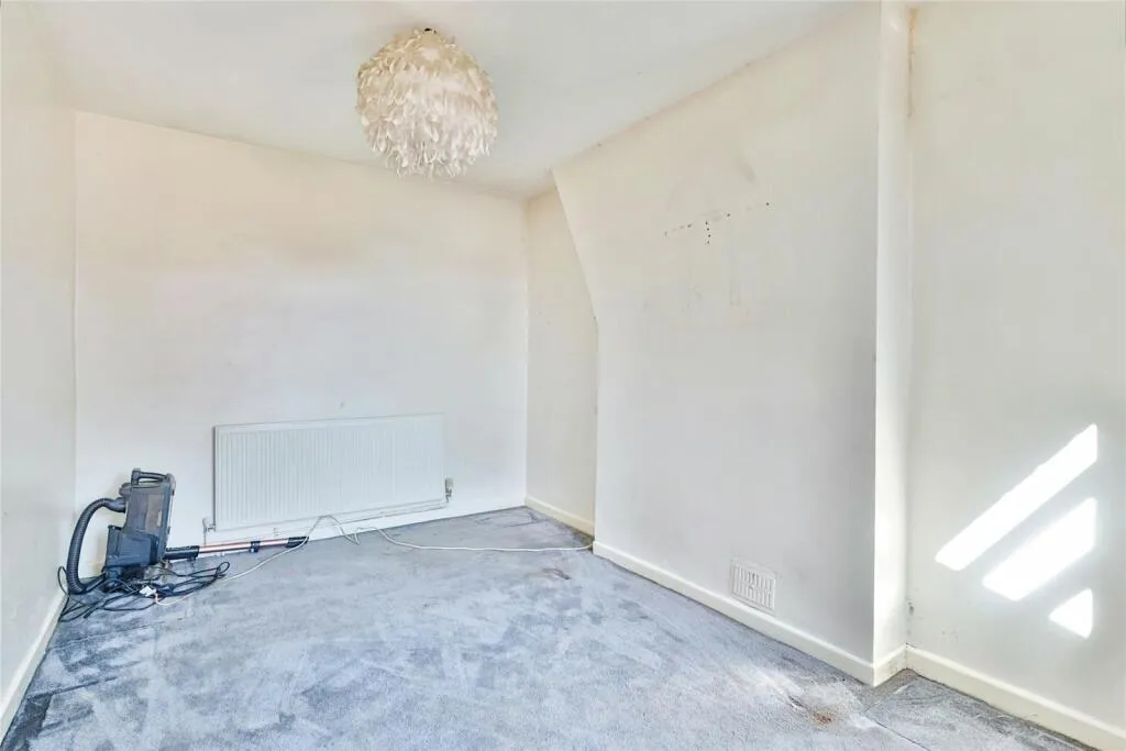 2 bed End of Terrace