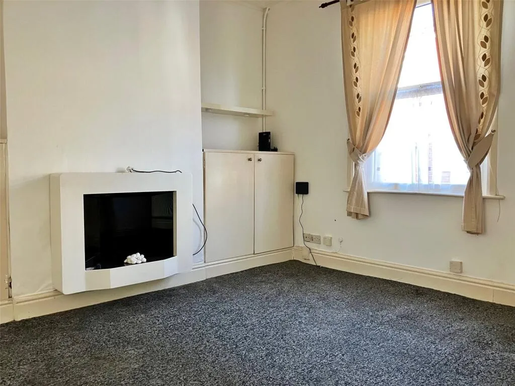 2 bed Terraced