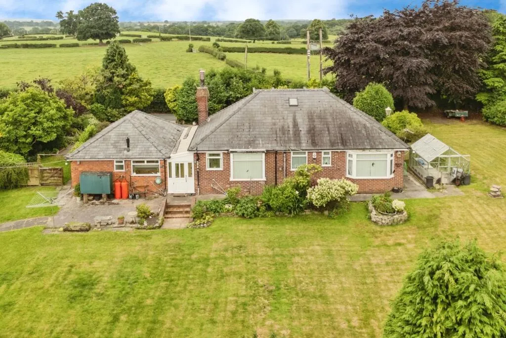 3 bed Detached Bungalow
