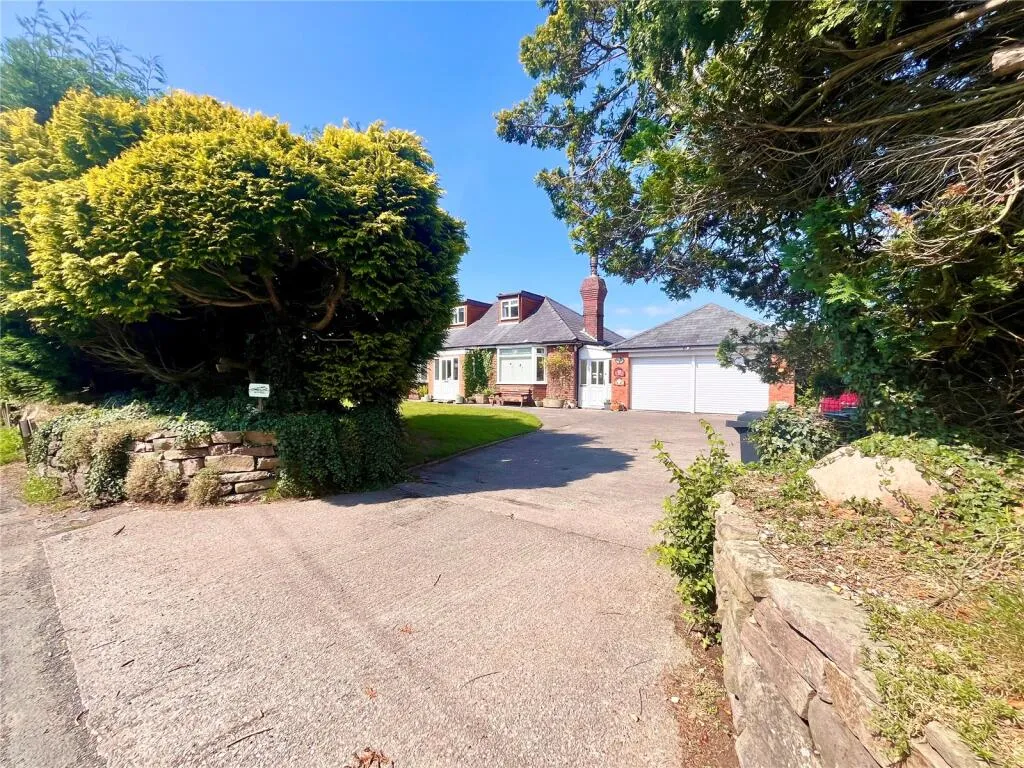 3 bed Detached Bungalow