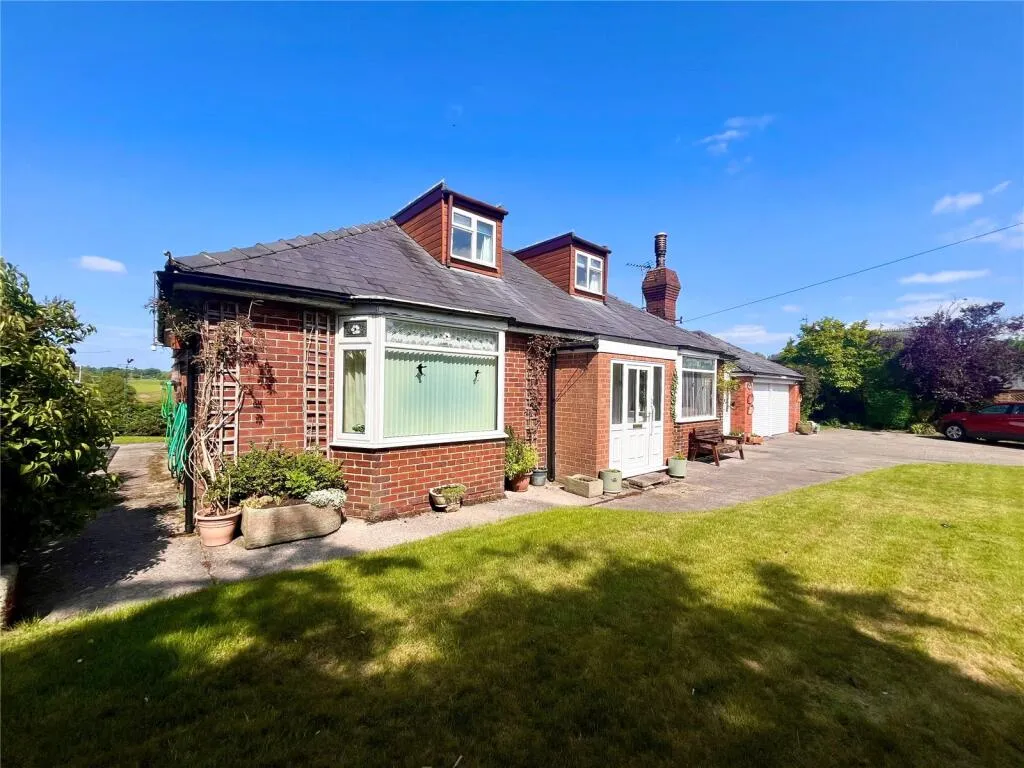 3 bed Detached Bungalow