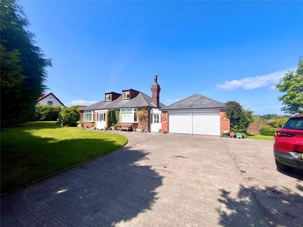 3 bed Detached Bungalow