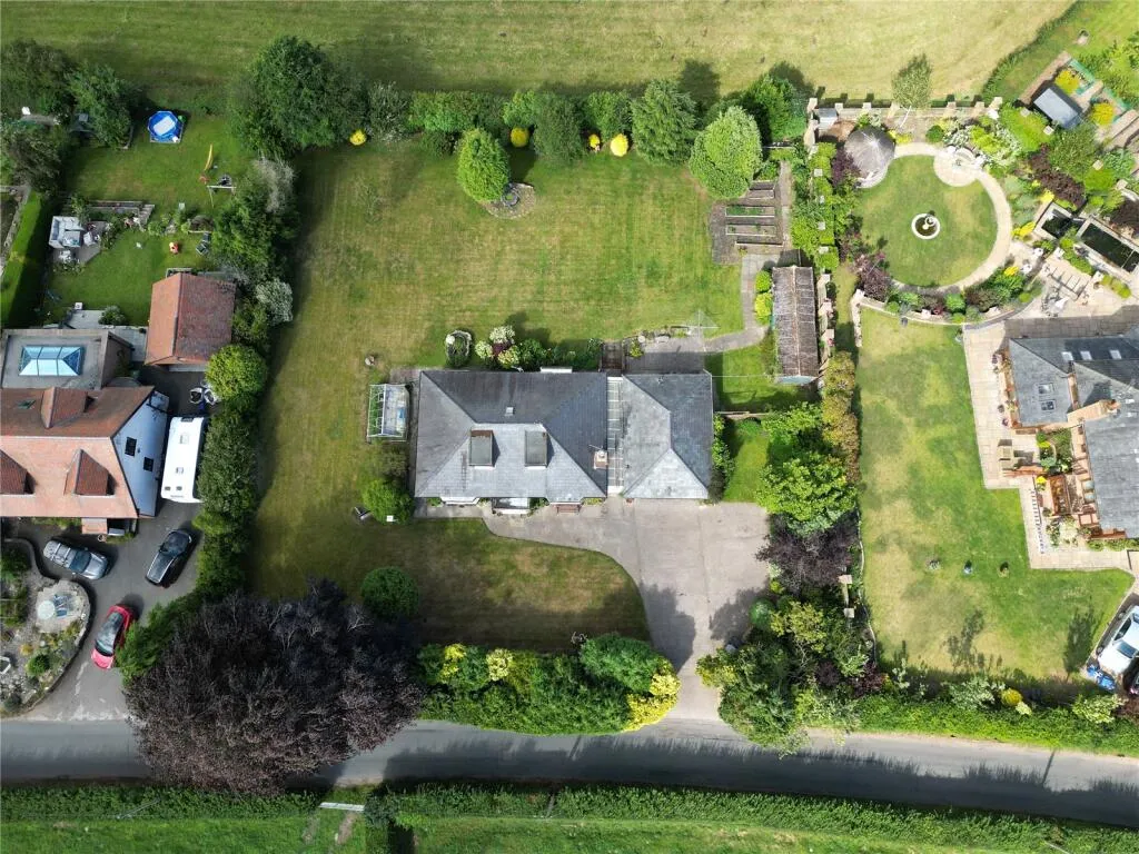 3 bed Detached Bungalow